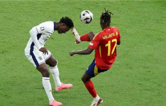 منتخب
      إسبانيا
      بطلًا
      ليورو
      2024
      على
      حساب
      إنجلترا المساء الاخباري ..