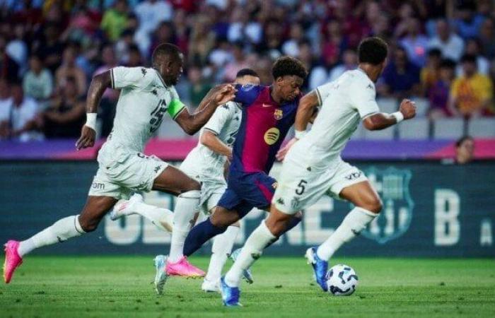 فليك
      يعلن
      تشكيل
      برشلونة
      ضد
      موناكو
      في
      دوري
      أبطال
      أوروبا
      ومفاجأة
      بالوسط - بوابة المساء الاخباري