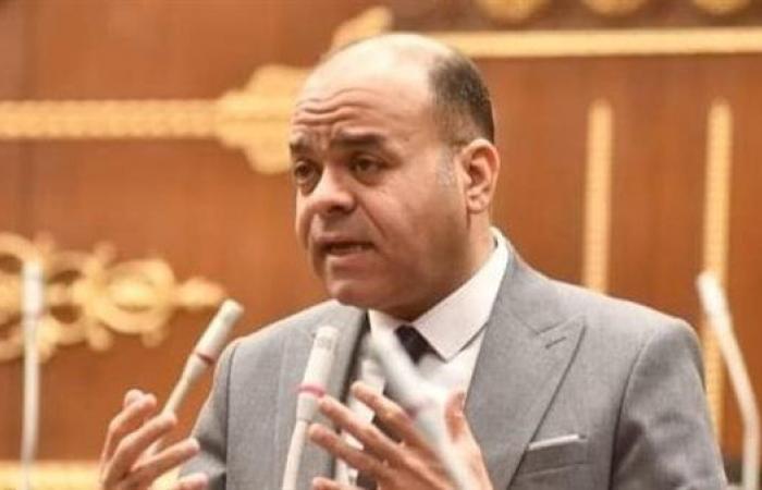 برلماني:
توجيهات
الرئيس
السيسي
بتطوير
منظومة
الطيران
المدني
سيكون
لها
صدى
اقتصادي .. بوابة المساء الاخباري