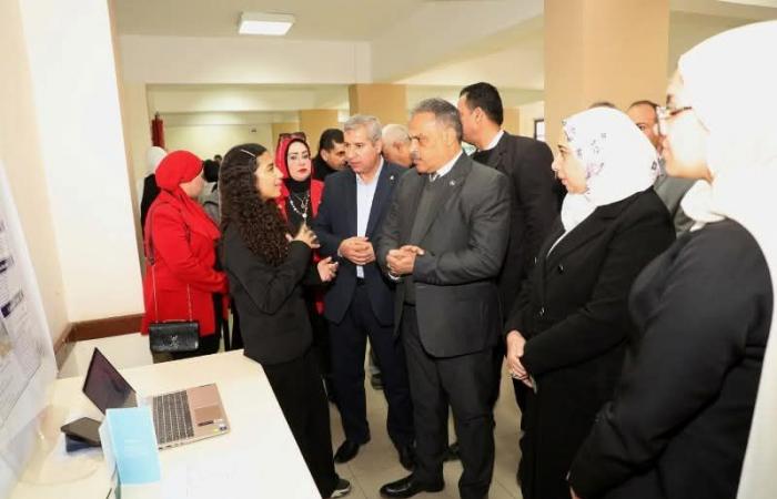 محافظ الشرقية يتفقد المعرض السنوي لمسابقة «آيسف» الدولية .. بوابة المساء الاخباري