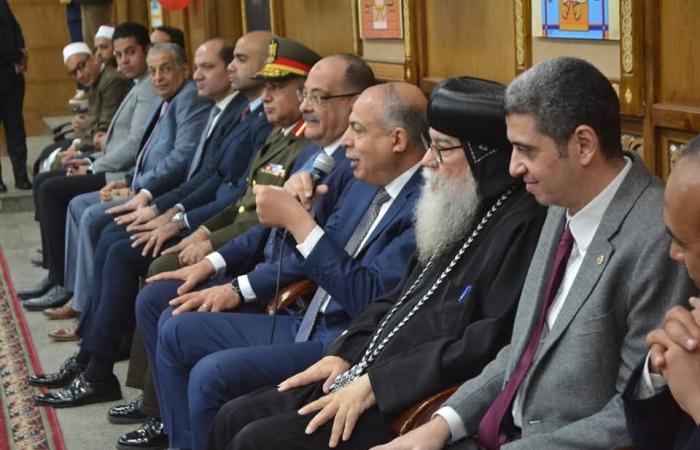 بحضور المحافظ.. احتفالات ميلاد المسيح بإيبارشية المنيا .. صور .. بوابة المساء الاخباري