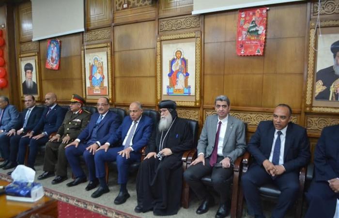 بحضور المحافظ.. احتفالات ميلاد المسيح بإيبارشية المنيا .. صور .. بوابة المساء الاخباري