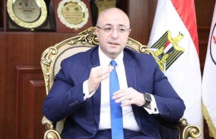 محافظ
      بني
      سويف
      يصدر
      قراراً
      باعتماد
      ترقية
      9234
      بالتربية
      والتعليم - بوابة المساء الاخباري