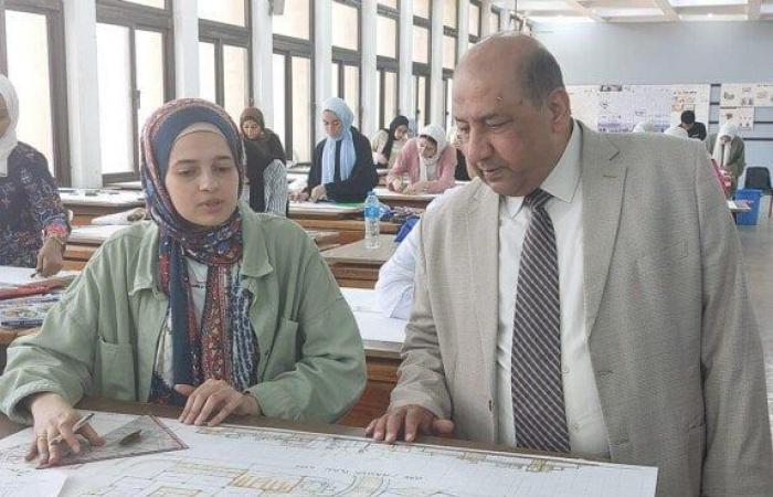 نائب
      رئيس
      جامعة
      القاهرة
      يتفقد
      لجان
      الامتحانات
      بكليات
      الهندسة
      والزراعة
      والتخطيط
      الإقليمي - بوابة المساء الاخباري