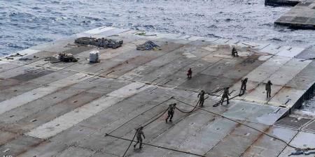 الفجر سبورت .. العالم
      اليوم
      -
      البنتاغون:
      بدء
      تشغيل
      المنصة
      البحرية
      في
      غزة
      في
      الأيام
      المقبلة